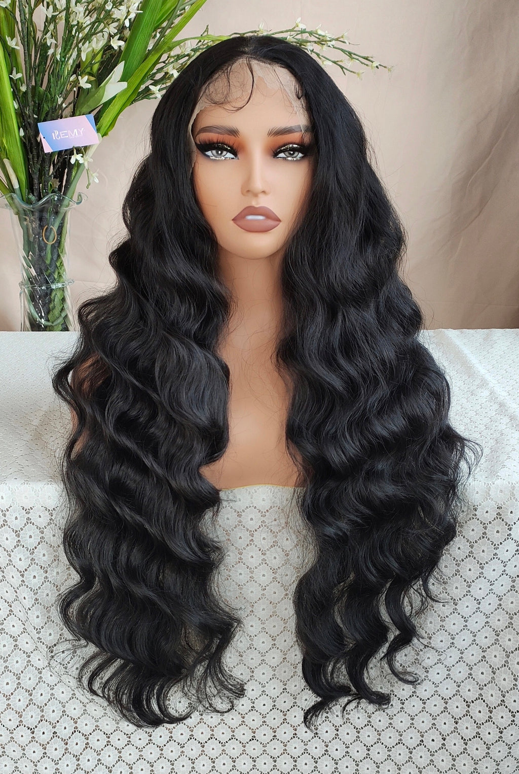 Perruque lace front Lisa 13*6 -Ondulée /Glow Beauty